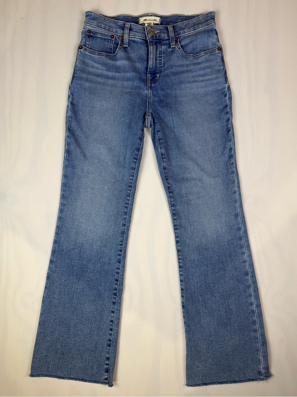 Madewell Mid Rise Kick Out Jeans Light Wash Raw Hem Flare Size 26